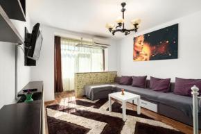 Stone Gate Apartment #2
